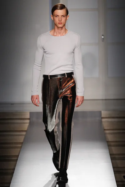 Look 31
